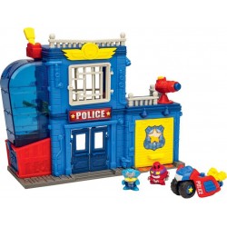 GOLIATH SUPER ZINGS POLICE STATION